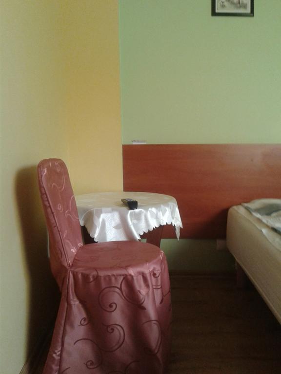 Drzonków Gosciniec Sloneczny酒店 客房 照片