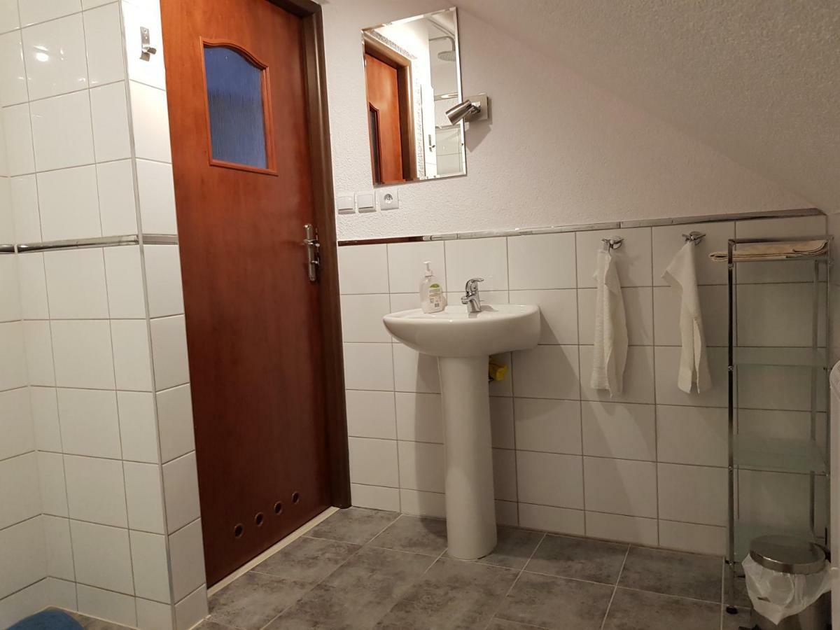 Drzonków Gosciniec Sloneczny酒店 外观 照片