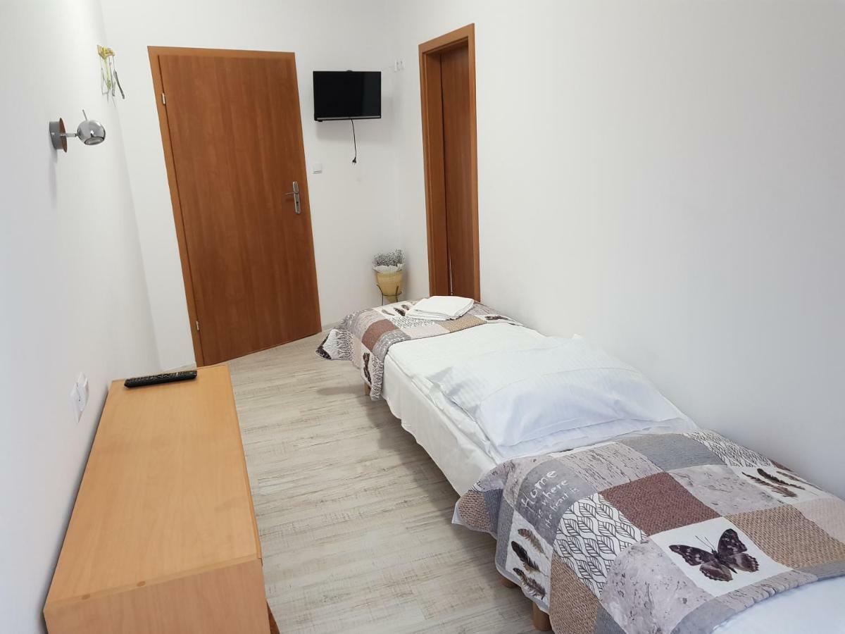 Drzonków Gosciniec Sloneczny酒店 外观 照片